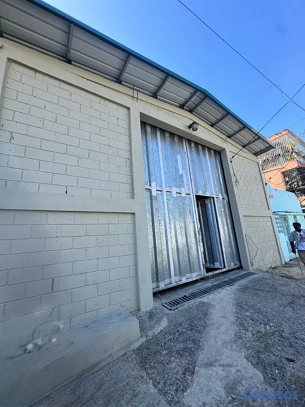 solares y terrenos - NAVE COMERCIAL 2