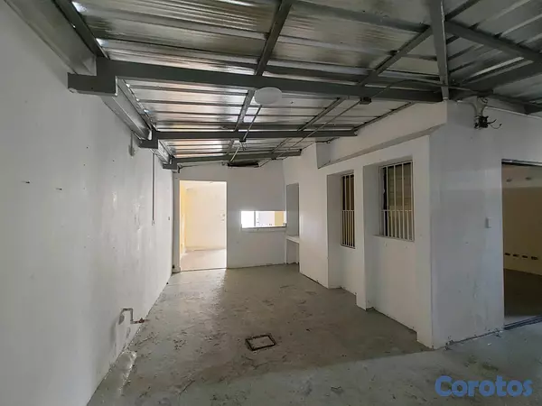 oficinas y locales comerciales - Local Comercial en alquiler en Julieta Morales 7