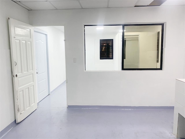 oficinas y locales comerciales - Local primer nivel amplio  3