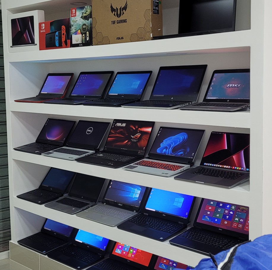 computadoras y laptops - Asus TUF Gamer 17.3 Pulg Ryzen 5 Ram 16gb DDR4 SSD 512GB GTX 1650 4gb New 0