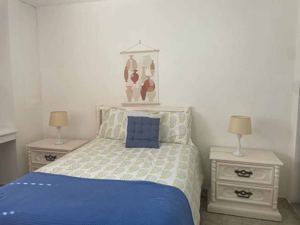 apartamentos - ALQUILO APTO AMUEBLADO, ZONA UNIVERSITARIA  5