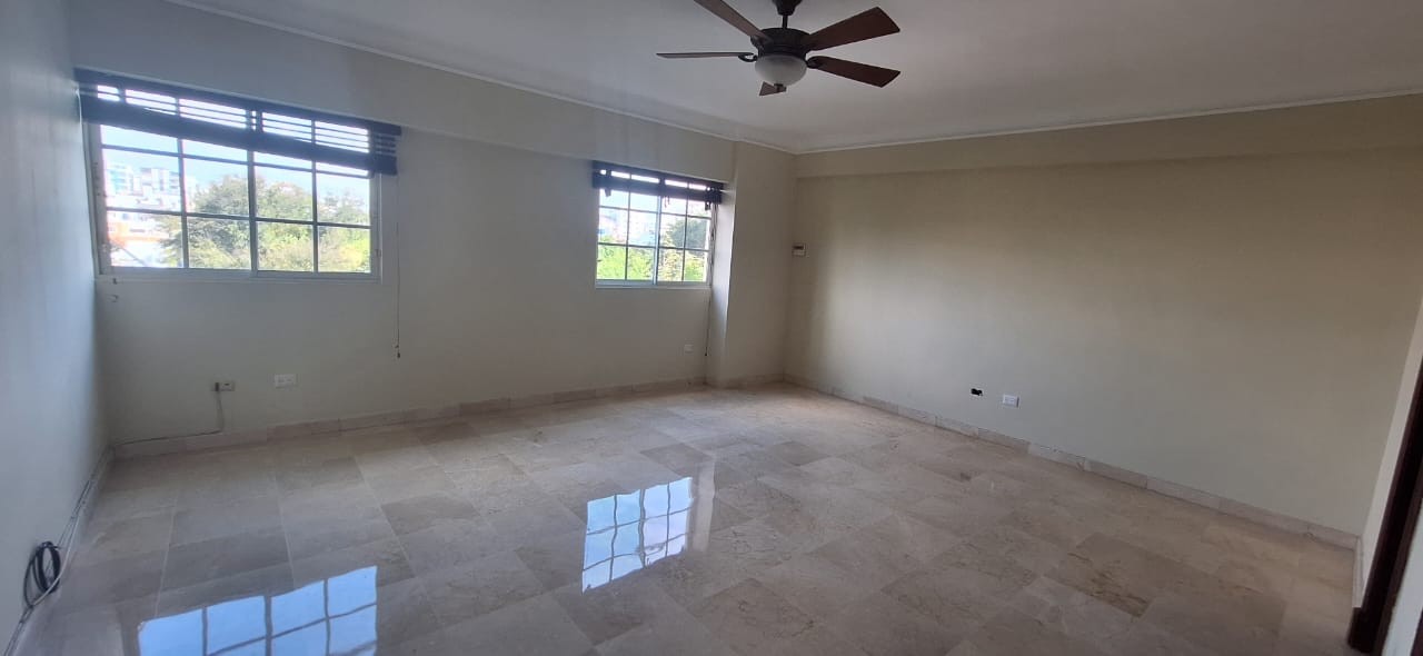 apartamentos - Apartamento Quinto Nivel en Los Cacicazgos, Distrito Nacional (G.M) 1