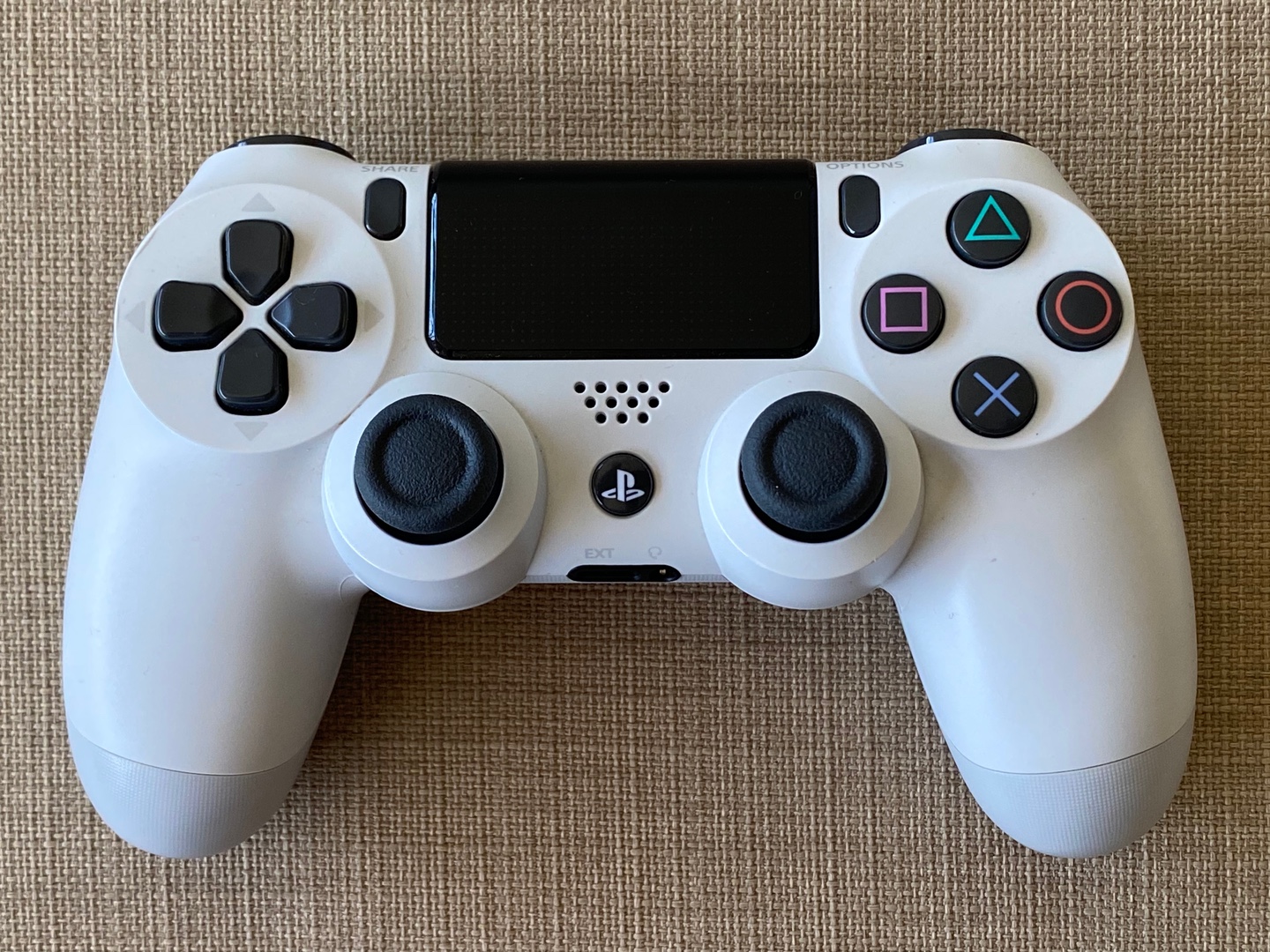 consolas y videojuegos - Control de PS4 Dualshock 4 Blanco original