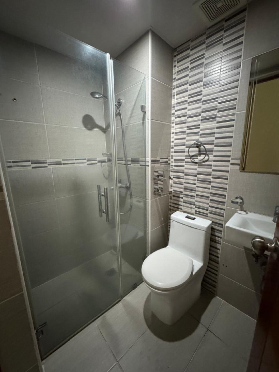 apartamentos - Apartamento en Bella Vista 3H, 2.5B, 2P, 4to N 5