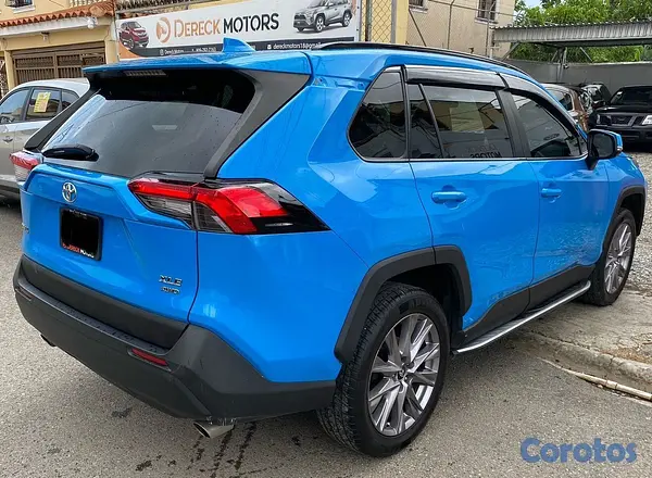 jeepetas y camionetas - Toyota Rav4 XLE 2019   4