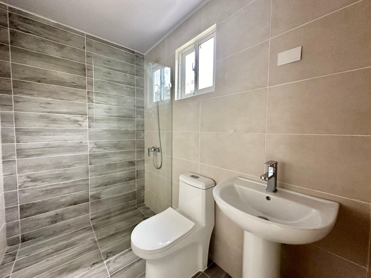 apartamentos - Apartamento con terraza ubicado en Villa Aura 5