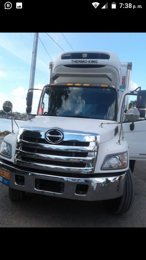 camiones y vehiculos pesados - Camión Hino 338 thermo King como nuevo.
