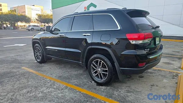 jeepetas y camionetas - Jeep Grand Cherokee Unlimited 2018 4x4 12