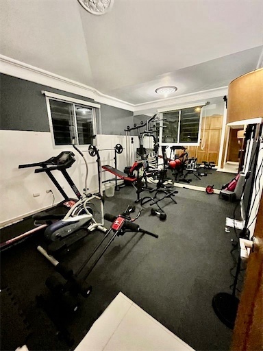 casas - Hermosa casa de dos niveles disponible para ser tu próximo hogar.🏠  9