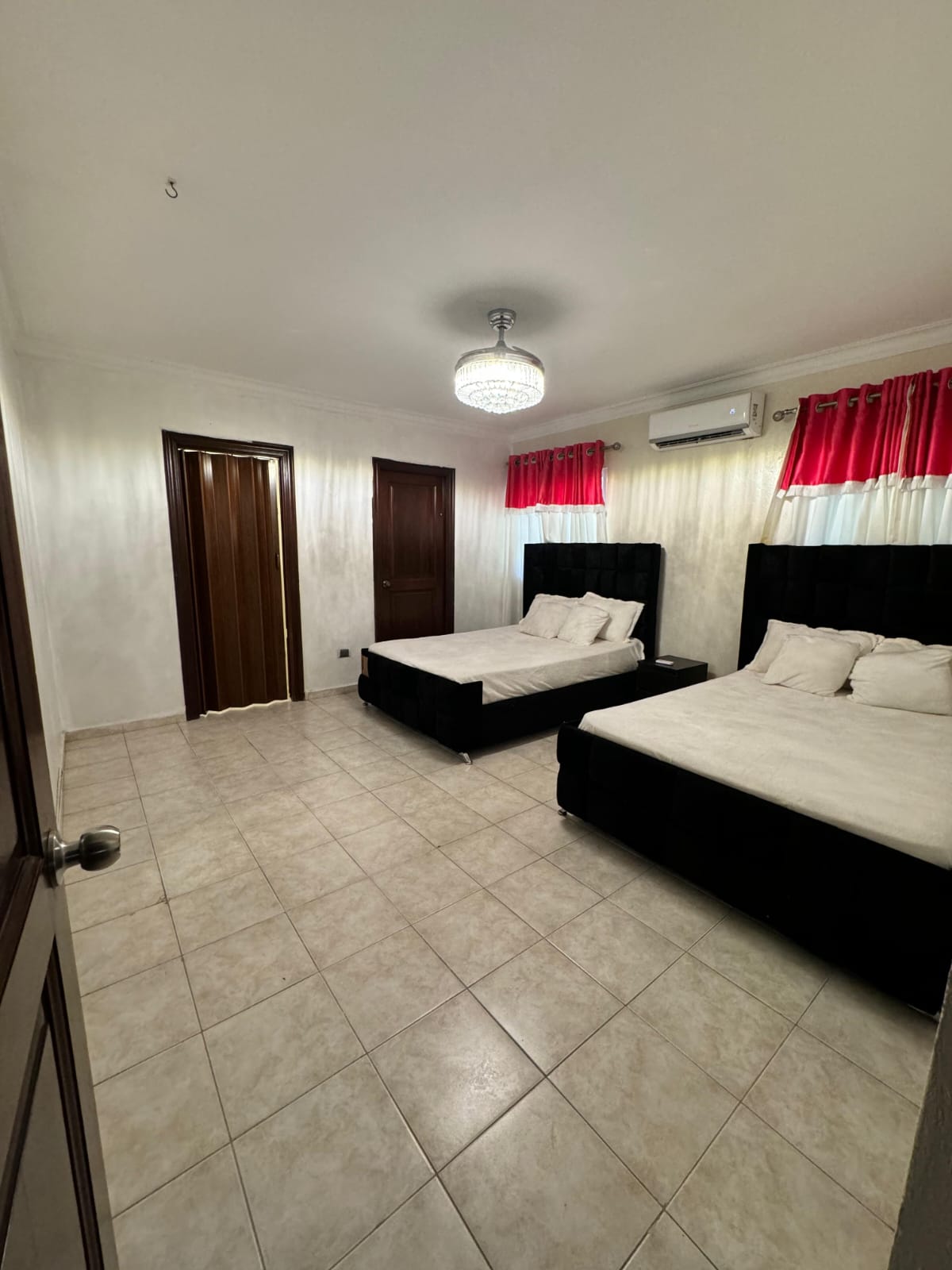 casas - Venta de Casa Amueblada en Arroyo Hondo II 8