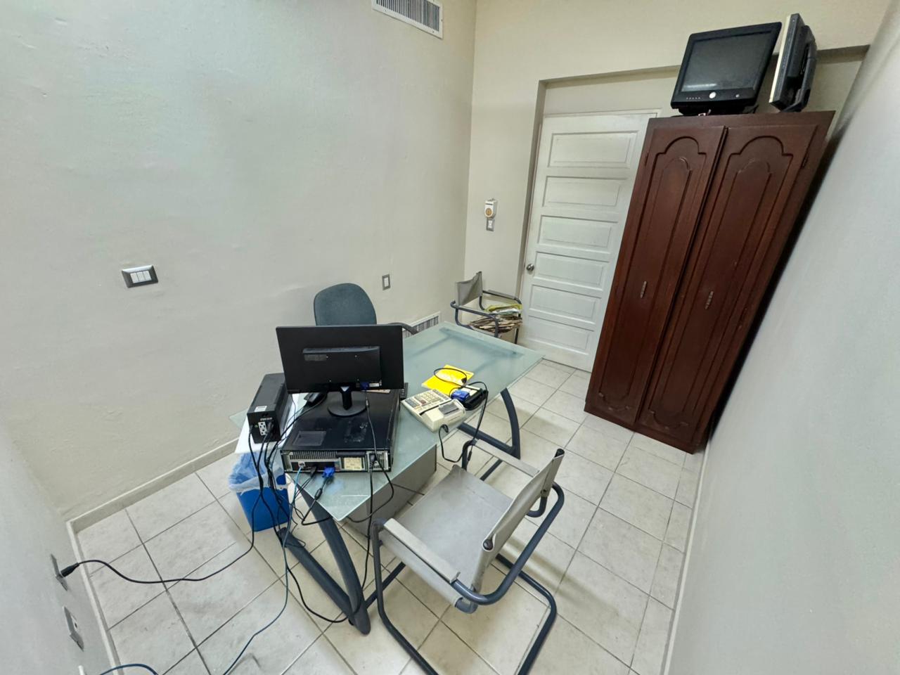 oficinas y locales comerciales - Local Comercial en Venta ZONA UNIVERSITARIA  7