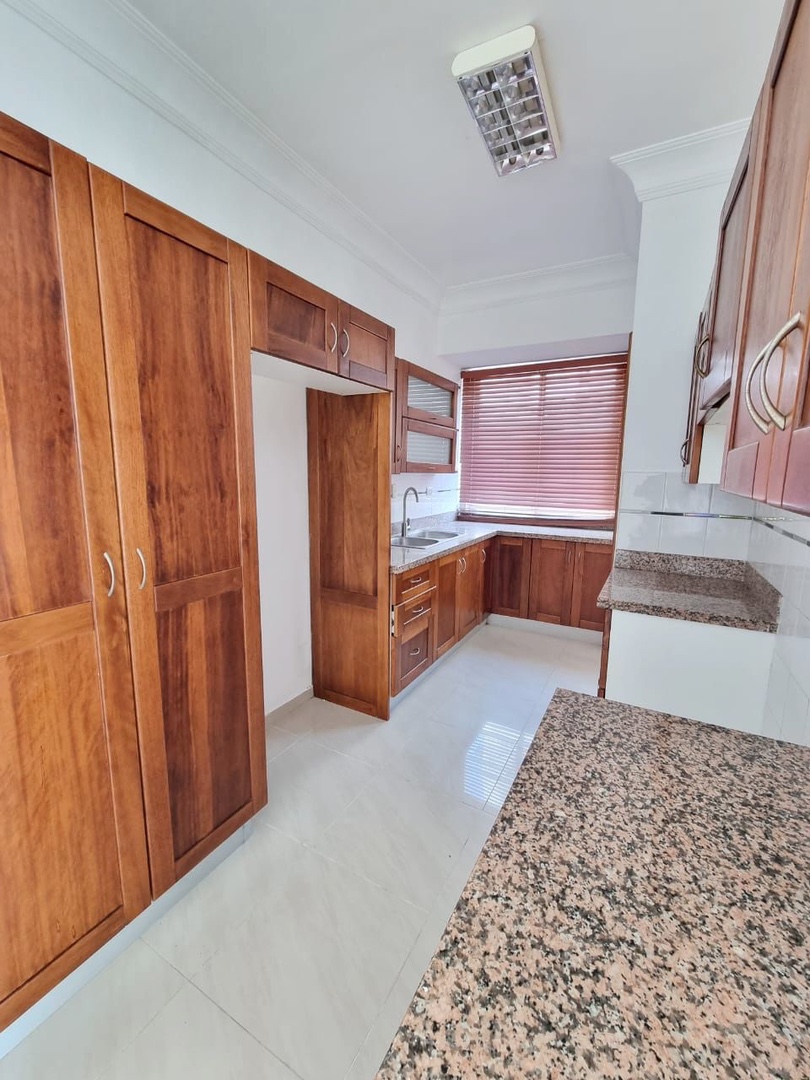 apartamentos - Apto con amplia terraza  2