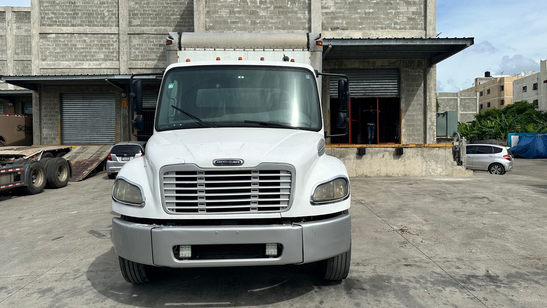 camiones y vehiculos pesados - En Venta camión Freightliner M2 106 año 2007 de 26 pies 