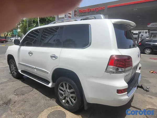 jeepetas y camionetas - LEXUS LX570 2014 BLANCA 6