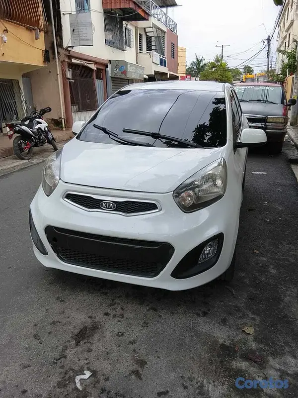 carros - Venta de Kia picanto2013,blanco,  3