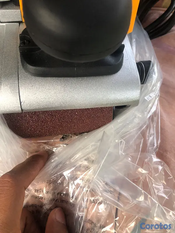 equipos profesionales - Lijadora de plataforma de madera 1200w  3