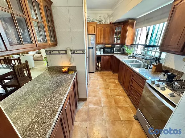 apartamentos - vendo piso 6 bella vista sur tres habitaciones 2.5 baños dos parqueos paralelos  7