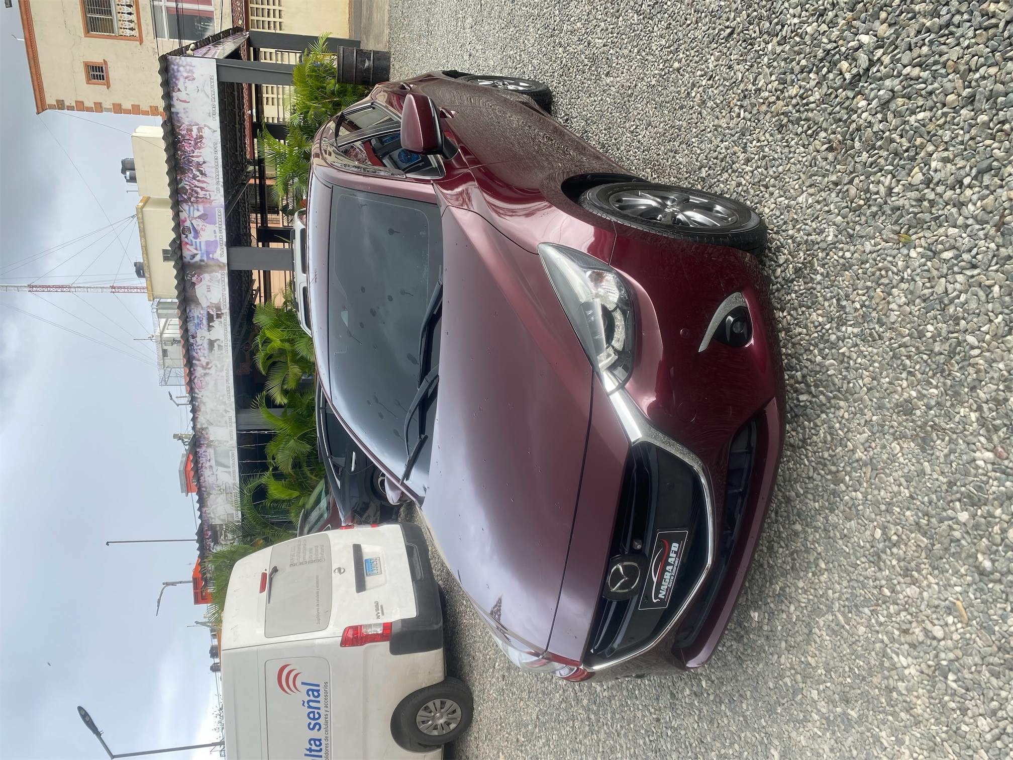 carros - Mazda demio 2018 rojo Gasolina full 2