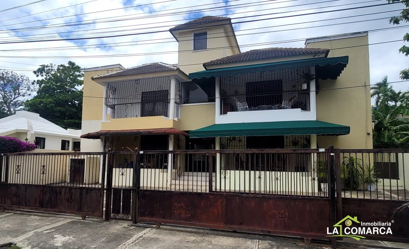 apartamentos - Se Vende Amplio Apartamento 2do nivel en Cerro Alto 0