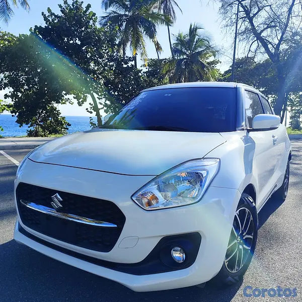 carros - Suzuki Swift GL+ 2022 4