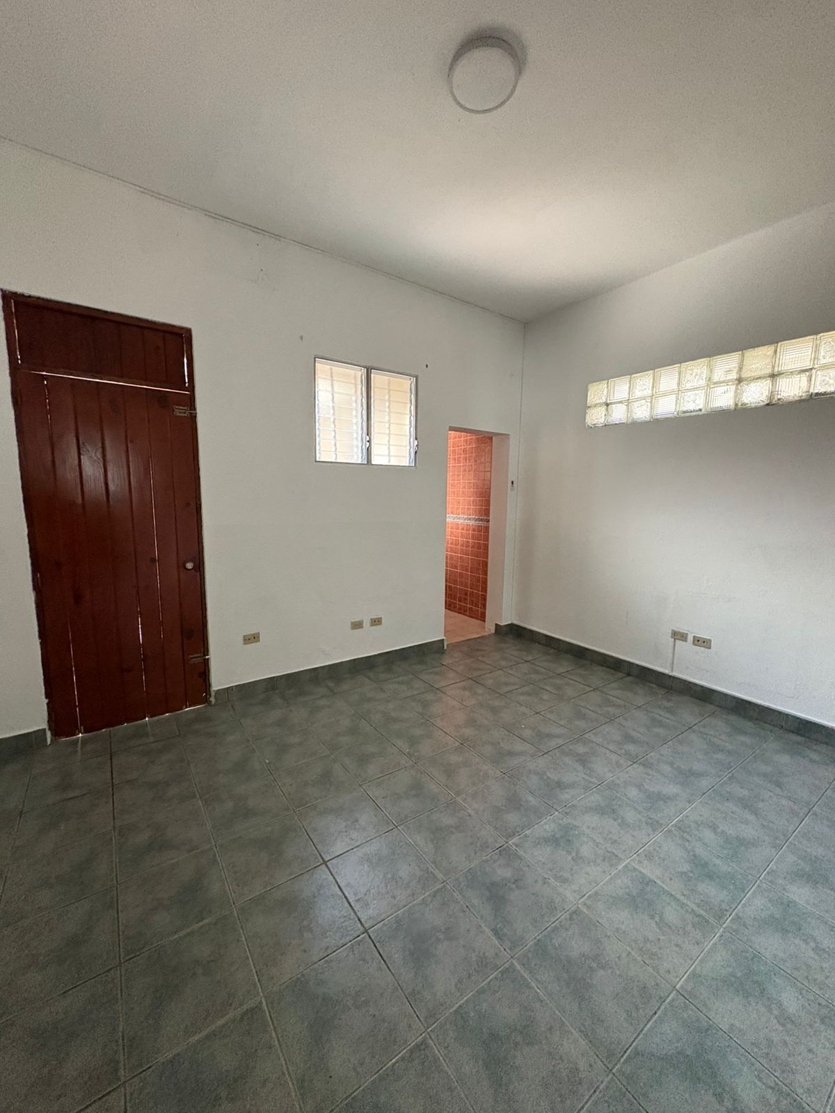 oficinas y locales comerciales - Local comercial en Gazcue 2