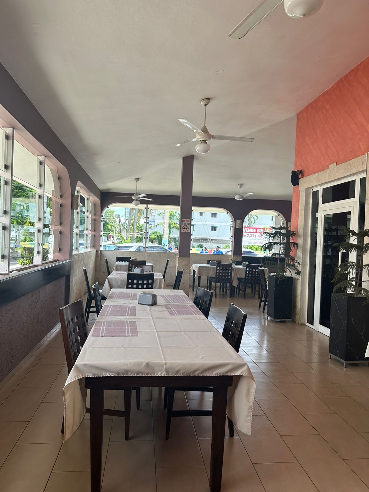 oficinas y locales comerciales - RESTAURANTE EN VENTA EN SOSUA. 0