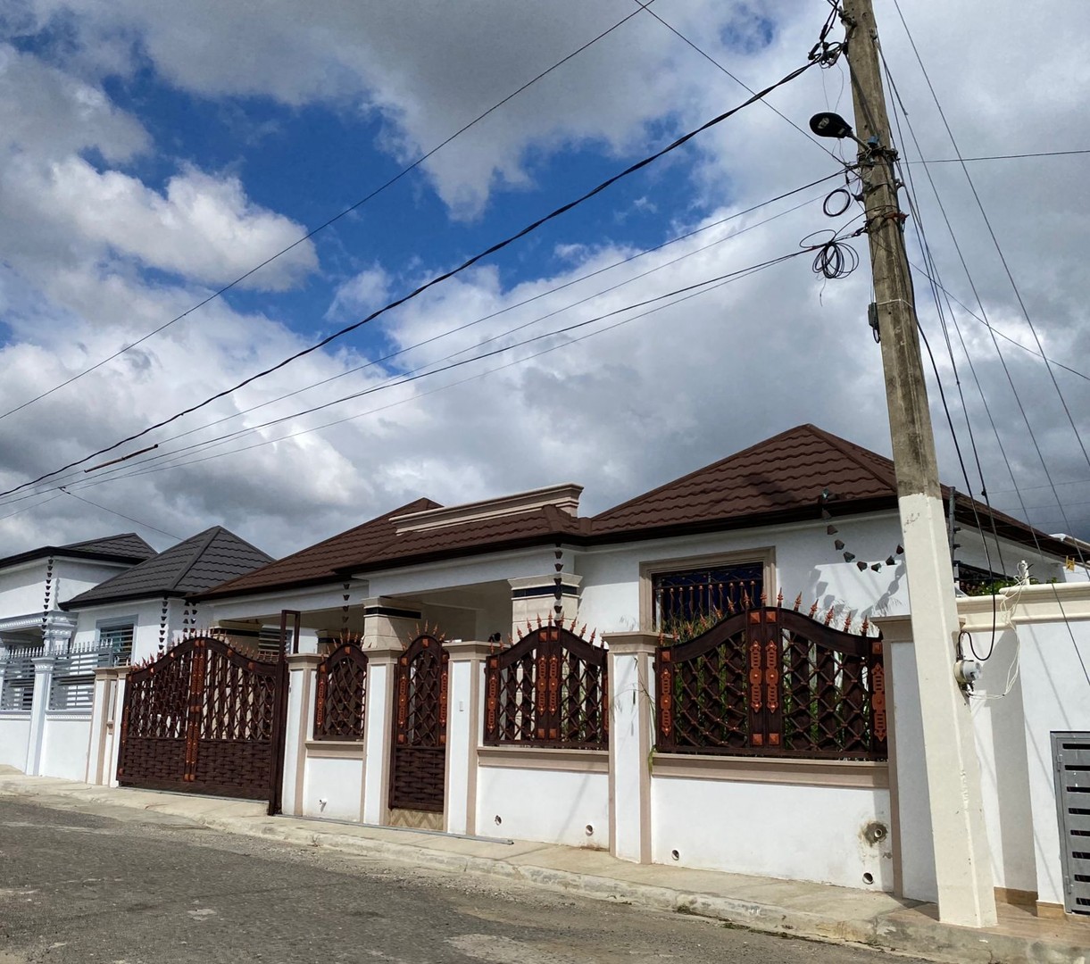 casas - Exquisita Casa Nueva de 1 Nivel, Urb. Doral