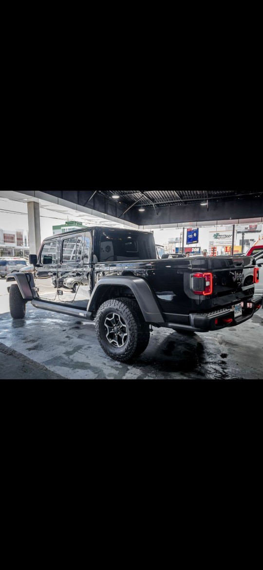 jeepetas y camionetas - Jeep Gladiator rubicon 2020 nuevooo 4