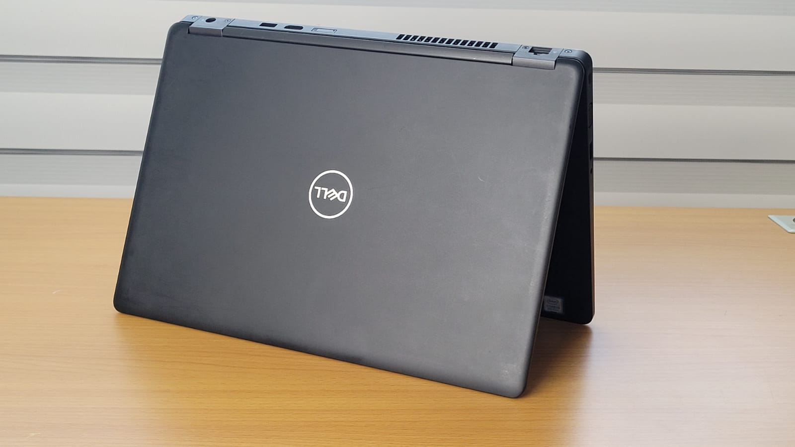 computadoras y laptops - Laptop Dell Laitude 5480 i5 8va 8GB 128SSD 14 PLG  2