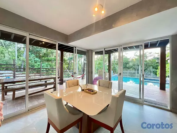 casas vacacionales y villas - Villa en Jarabacoa con 7 habitaciones, piscina, jacuzzi y áreas deportivas 3