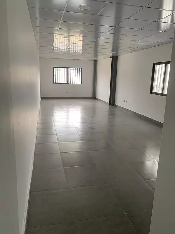 oficinas y locales comerciales - Alquiler Local Comercial, Gazcue, Santo Domingo 4