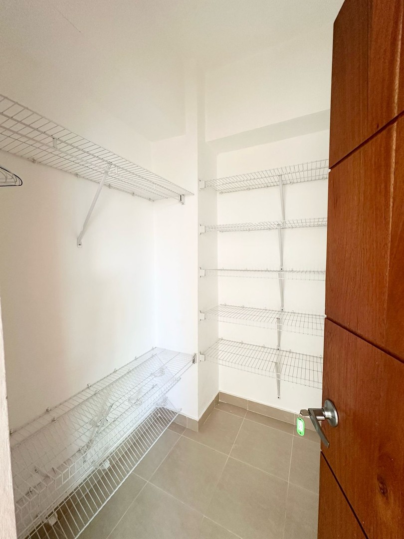 apartamentos - Amplio Apartamento 300 Mts2 en Cerros de Gurabo 1