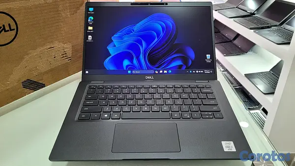 computadoras y laptops - Dell Touch Slim 13.3 Core i7 10th Gen Ram 8gb ddr4 Disco 1tb Solido Clear 2