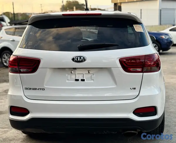 jeepetas y camionetas - Kia Sorento 2020 AWD 
 6