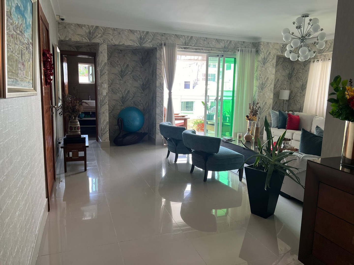 apartamentos - Naco piso 6 3 habitaciones 3.5 banos 2 parqueos estar balcon  3