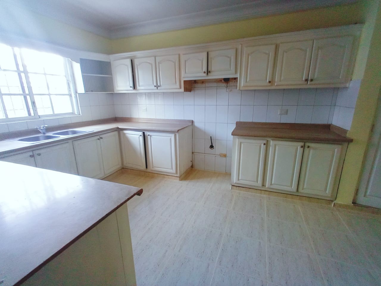 apartamentos - Se vende apartamento en Evaristo Morales 3