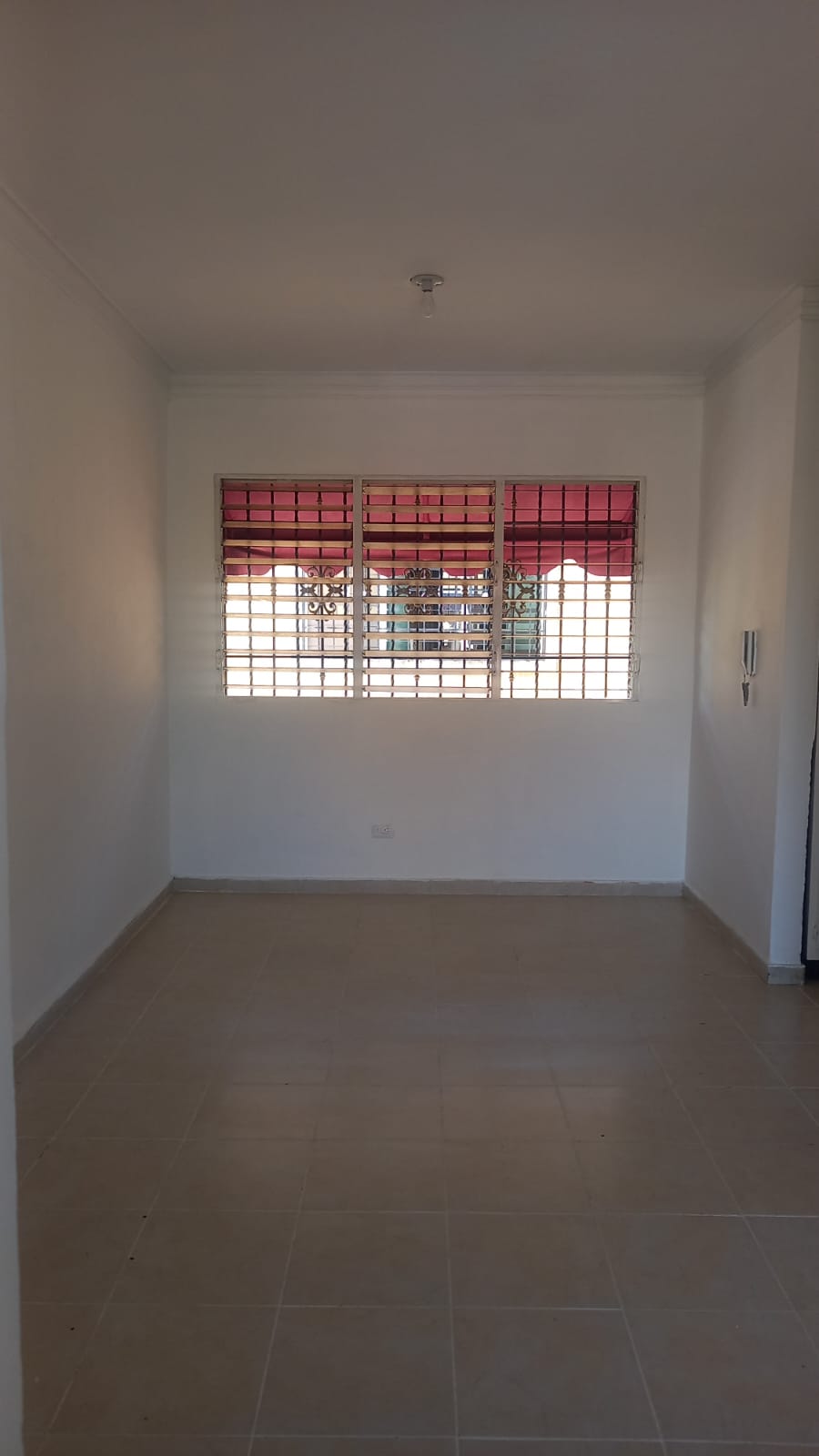 apartamentos - ALQUILO APARTAMENTO EN VILLA LOS MILAGROS DE 3 HABITACIONES AV. JACOBO MAJLUTA. 1