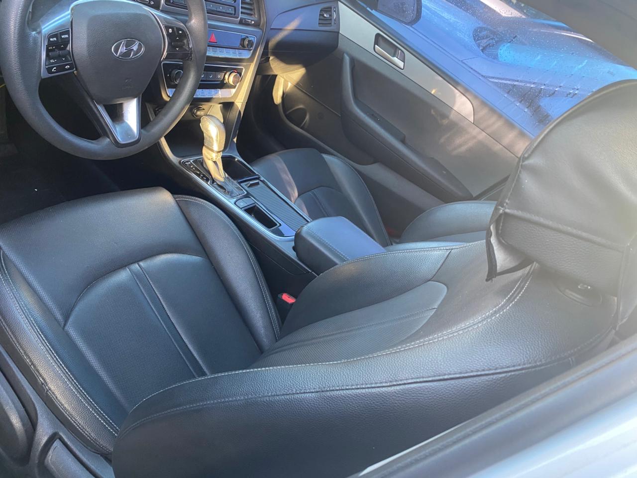 carros - HYUNDAI NEW RISE 2018 BLANCO DESDE: RD$740,000.00 2