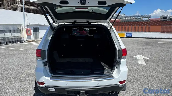 jeepetas y camionetas - Jeep Grand Cherokee Limited 4x4 2018 – Excelente estado 🔥 3