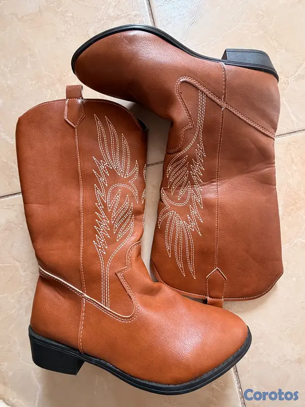 zapatos para mujer - Botas de mujer  en talla 40. Color marrón con un   6