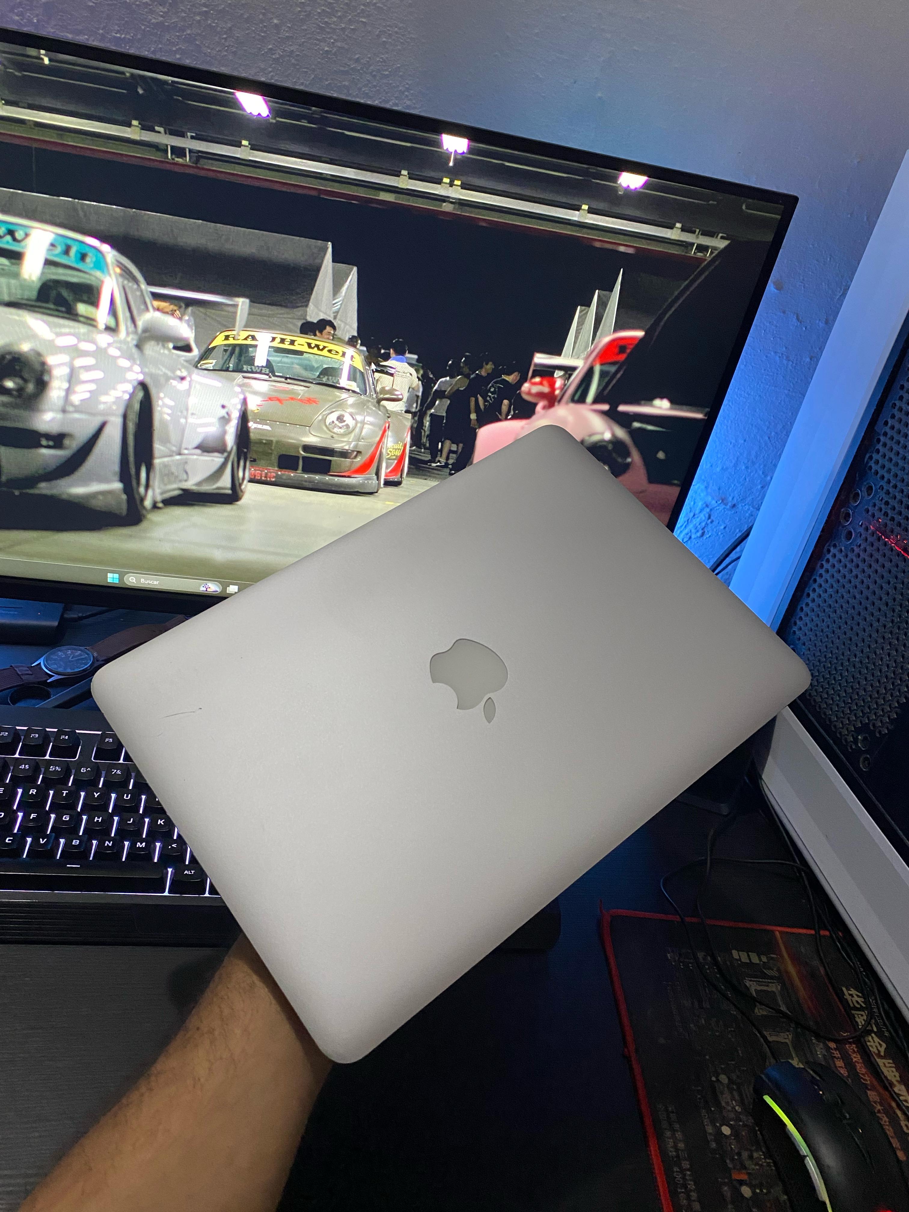 computadoras y laptops - MacBook Pro 2015 16RAM 500SSD bateria nitida 6