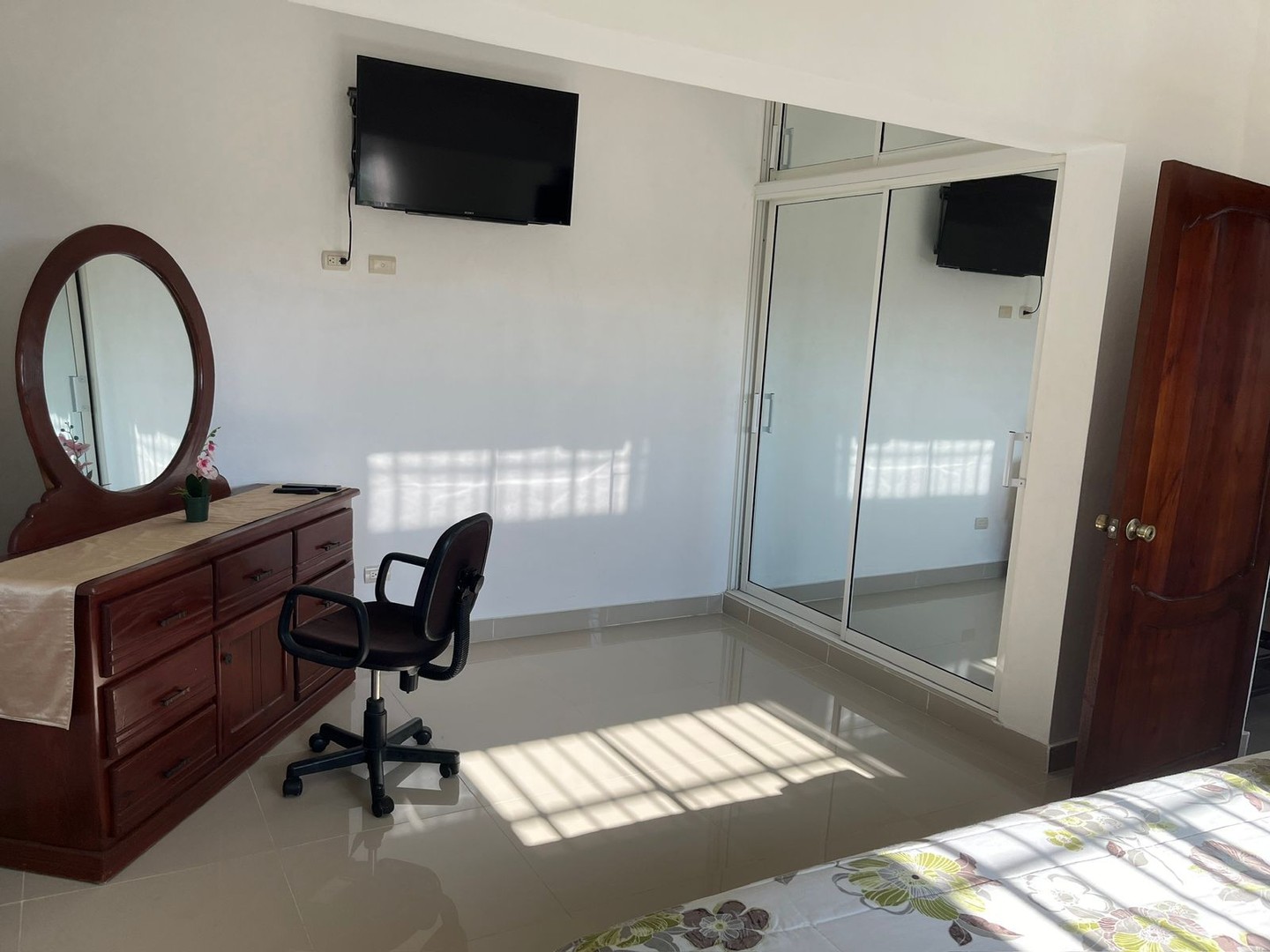 apartamentos - Alquilo apartamento amueblado en San Isidro 2