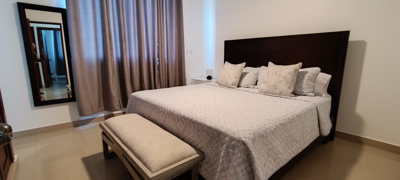 apartamentos - rento 4to piso amueblado auto pista duarte al lado de pepe motor  0