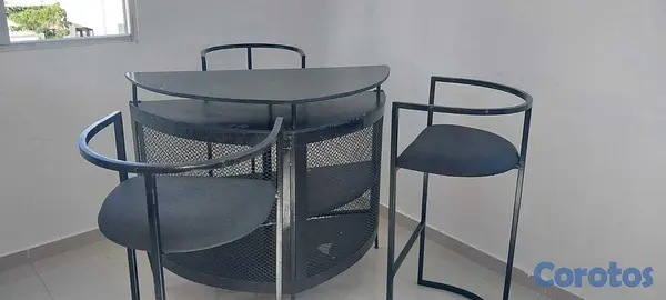 muebles y colchones - Barra moderna con 3 sillas altas – diseño elegante 4