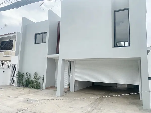 oficinas y locales comerciales - Propiedad corporativa y comercial 5