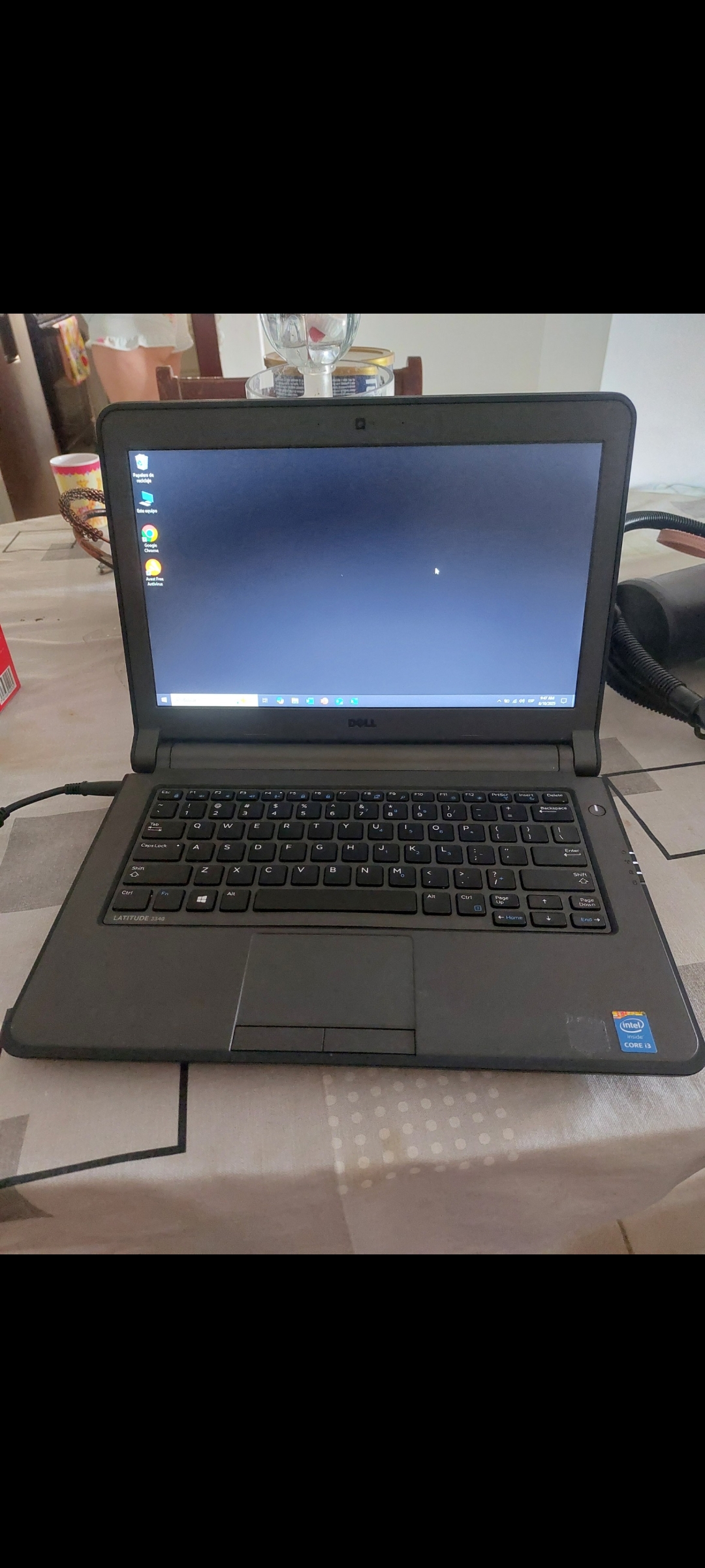 computadoras y laptops - Vendo Laptop Dell Latitude 3340 2