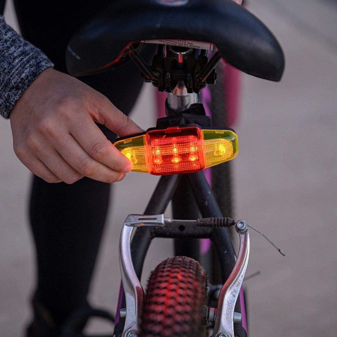 bicicletas y accesorios - Luces delantera y trasera con direccionales para bicicleta 