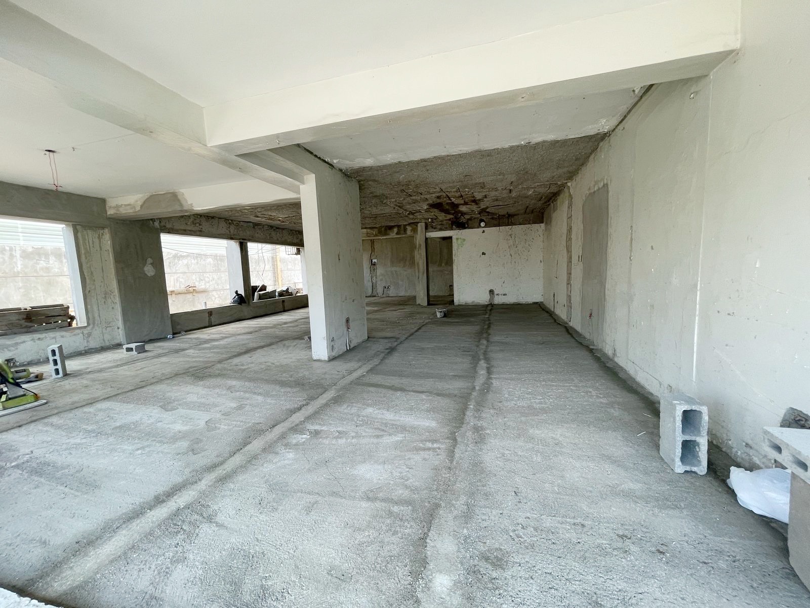 oficinas y locales comerciales - Local en Primer nivel  1