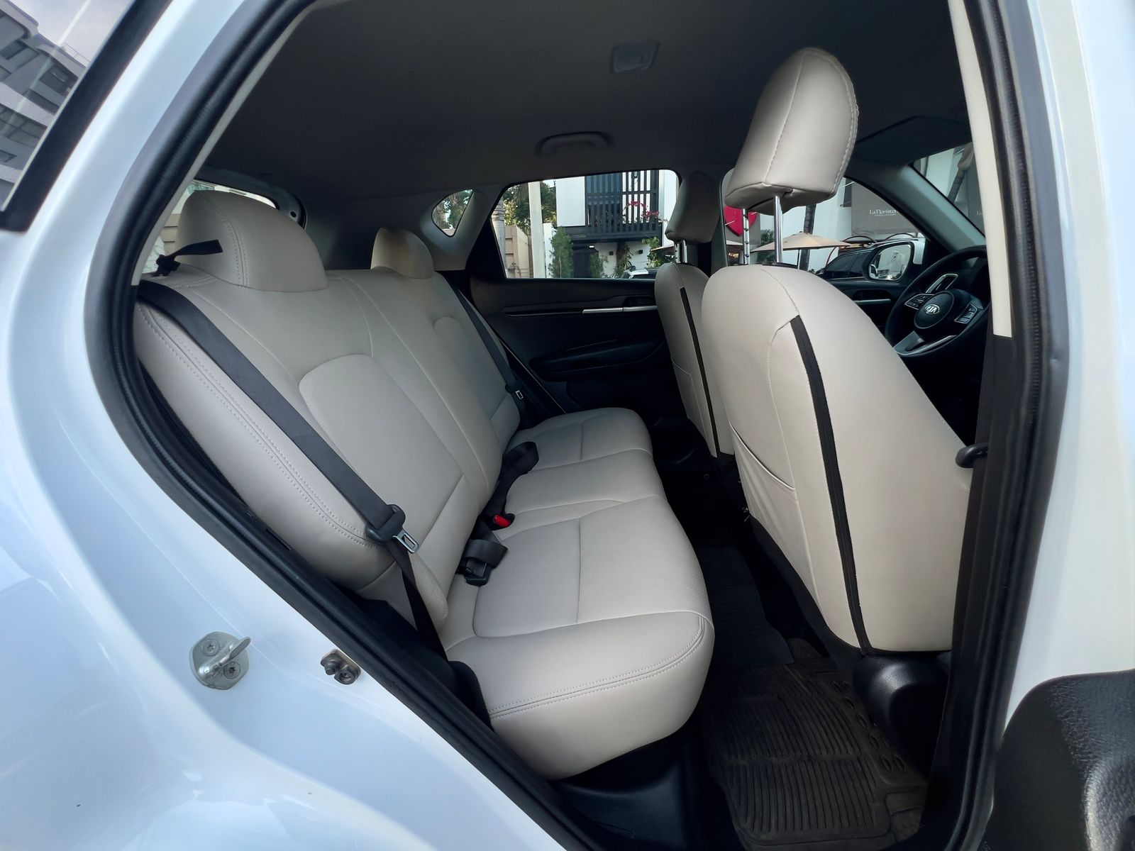 jeepetas y camionetas - KIA SONET 2022 9