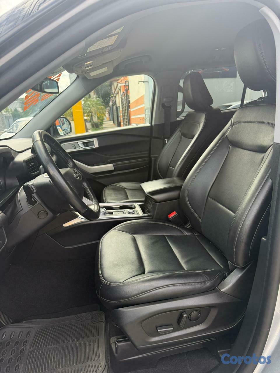 jeepetas y camionetas - Ford Explorer limited 4WD 2021 11